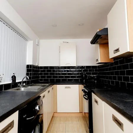 Beech House Leeds Holiday home